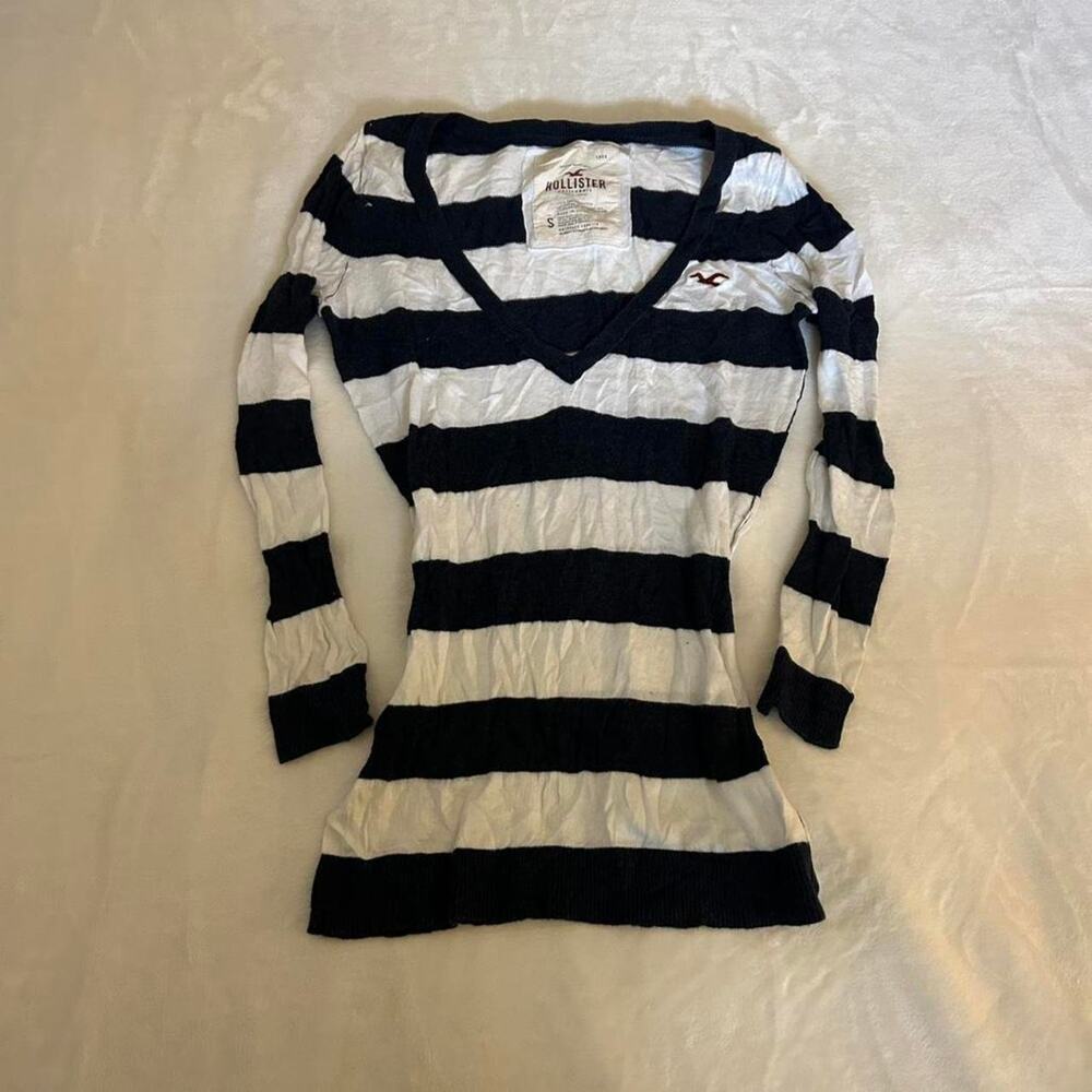 Hollister navy and white striped sweater